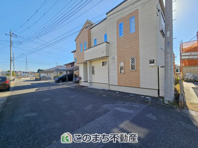 宇都宮市鶴田町　中古戸建（区画整理地内）の前面道路含む現地写真|前面道路含む現地写真