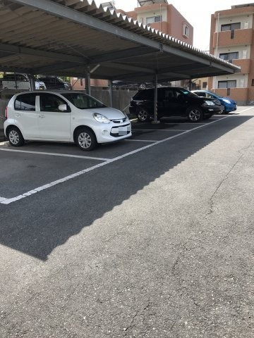 コンステレーションⅡの駐車場|駐車場です