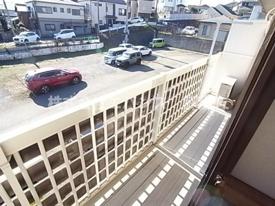 【バルコニー】 | プラムハウス | 開放的で明るい空間を演出してくれるバルコニーです