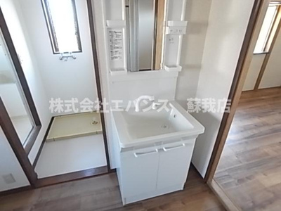 【独立洗面台】 | プラムハウス | 独立洗面化粧台が付いています