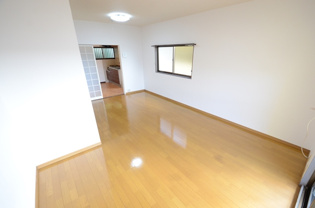 五月ヶ丘グリーンヴィラの居間