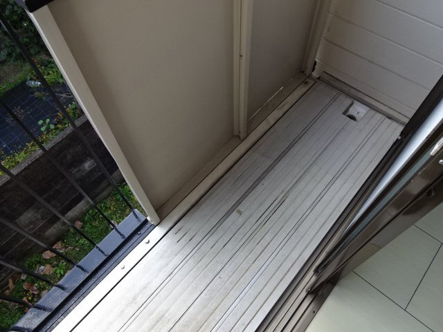 姫路市城北新町１丁目のハイツのバルコニー