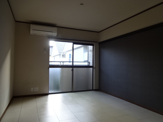 姫路市城北新町１丁目のハイツの寝室