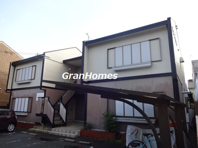 姫路市城北新町１丁目のハイツの外観