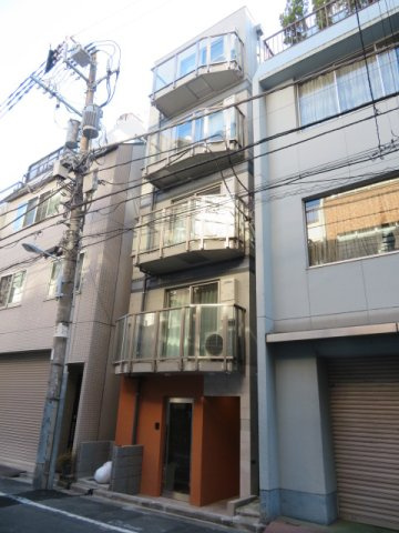 台東区台東２丁目の一棟マンションの外観
