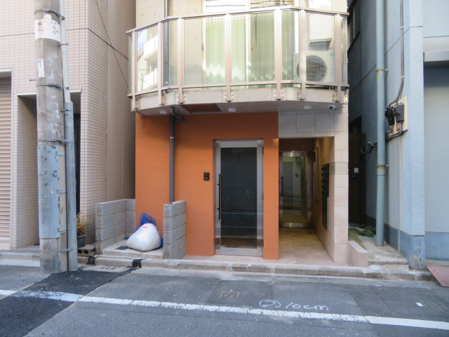 台東区台東２丁目の一棟マンション