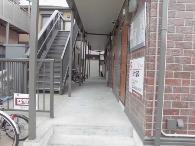 West　Five-ｓ　のエントランス