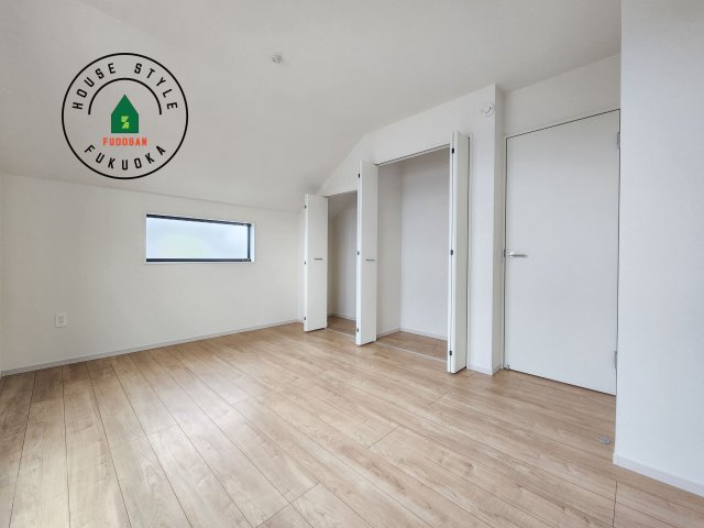 春日市大谷5丁目第4-2棟（1号棟）　の内観：施工例|主寝室には収納力に優れたクローゼットがありますので、お部屋もすっきり片付きます。