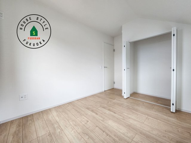 春日市大谷5丁目第4-2棟（1号棟）　の内観：施工例|穏やかな光が差し込む室内には、穏やかな時間が流れます。