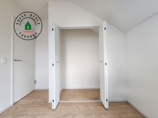 春日市大谷5丁目第4-2棟（1号棟）　の内観：施工例|収納には困りません。