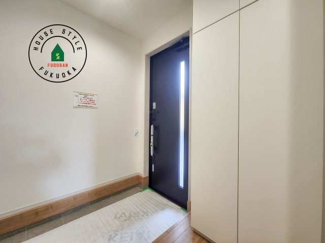 春日市大谷5丁目第4-2棟（1号棟）　の内観：施工例|二重ロックでしっかり防犯対策ができます。