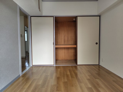 【洋室】 | フェリオ市駅西Ⅱ　