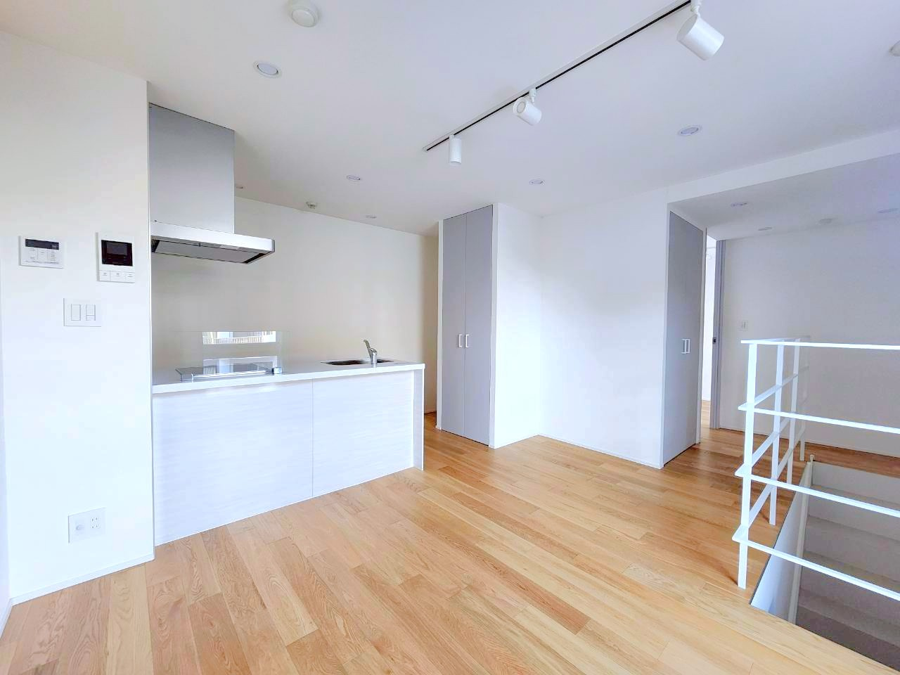 【居間・リビング】