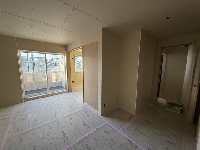 メゾン・ドゥ・アッシュ市川の居間・リビング