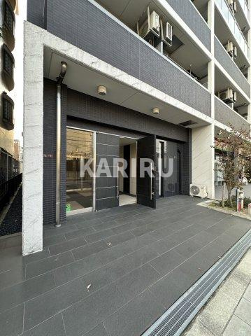 グランツ鶴見のエントランス