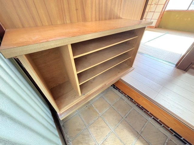 安芸郡熊野町呉地５丁目の一戸建ての玄関