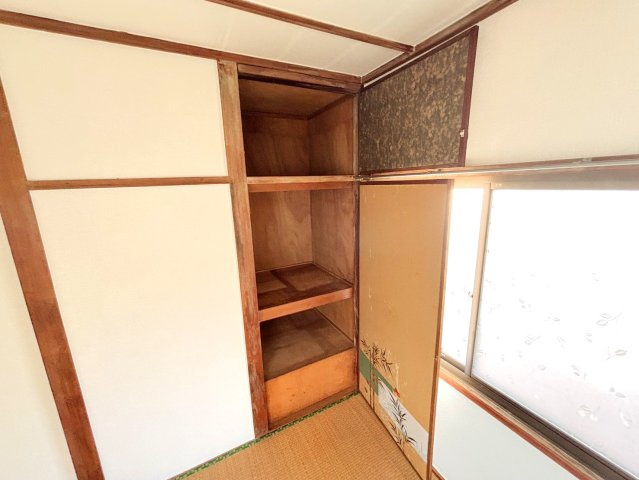 安芸郡熊野町呉地５丁目の一戸建ての収納