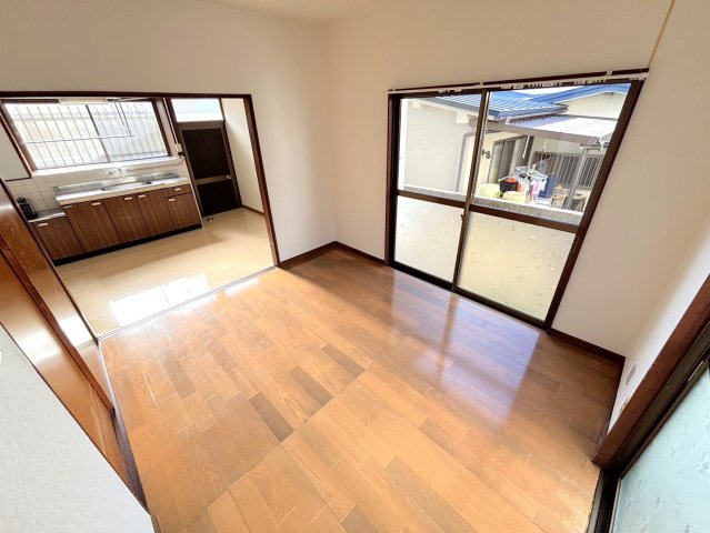 安芸郡熊野町呉地５丁目の一戸建ての居間・リビング