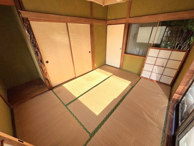 安芸郡熊野町呉地５丁目の一戸建ての和室