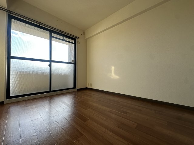 ラ・モードニシカワ1の洋室