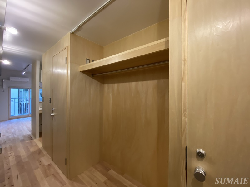 コープ野村王子の収納|廊下のクローゼットです☆