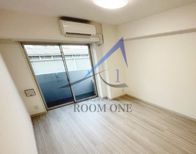 マーロ千住クレストタップⅡの居間・リビング|洋室のお部屋です。