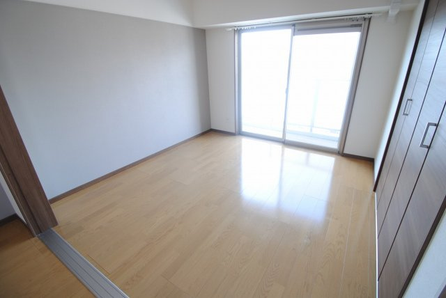 at.east(エイティ・イースト)の洋室