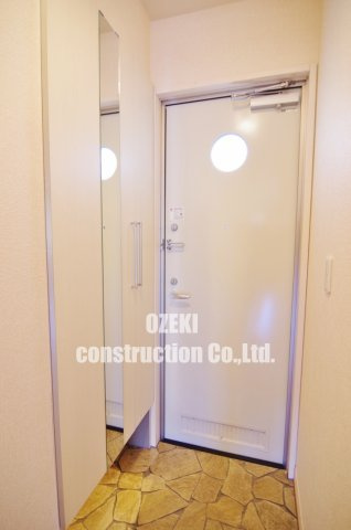 メゾンクレールの玄関