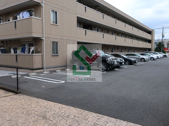 花水木Fの駐車場