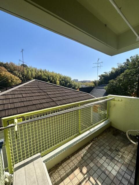 川崎市多摩区生田７丁目の賃貸マンションのバルコニー