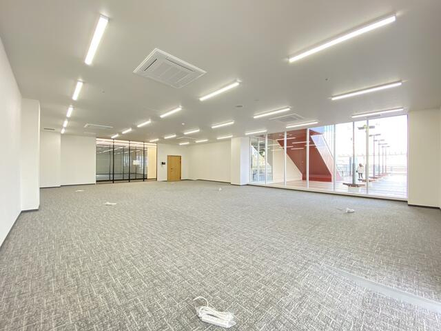 ＣＯＣＯＬＡ　ＡＶＥＮＵＥ