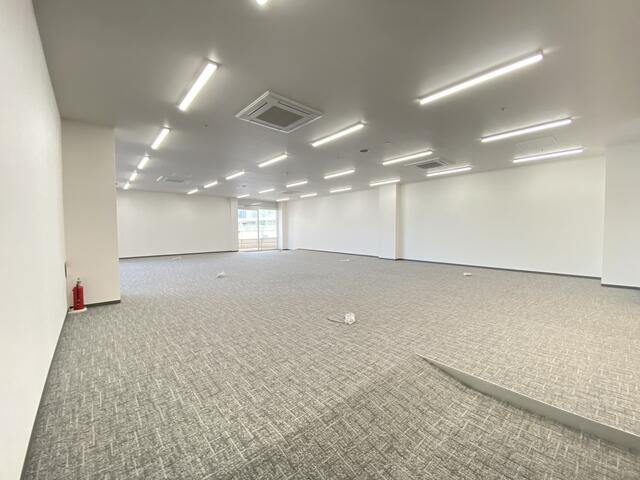 ＣＯＣＯＬＡ　ＡＶＥＮＵＥ