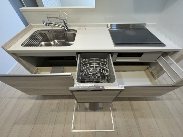 グリナージュ　リリアのキッチン|ビルトイン食器嵐洗浄機付き♪