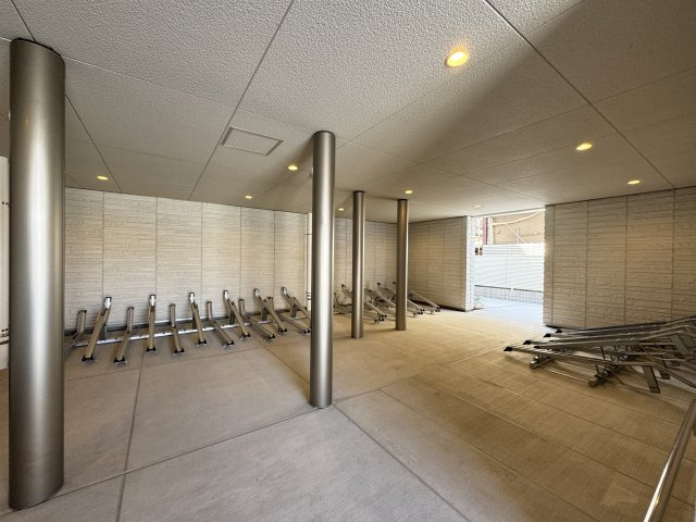 グリナージュ　リリアのその他共用部分|自転車置場は屋根付き♪
