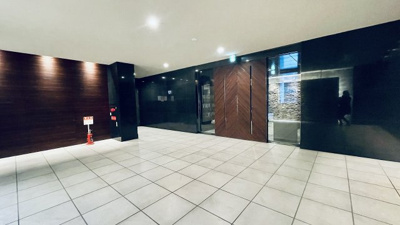 【ロビー】 | エスライズ本町東