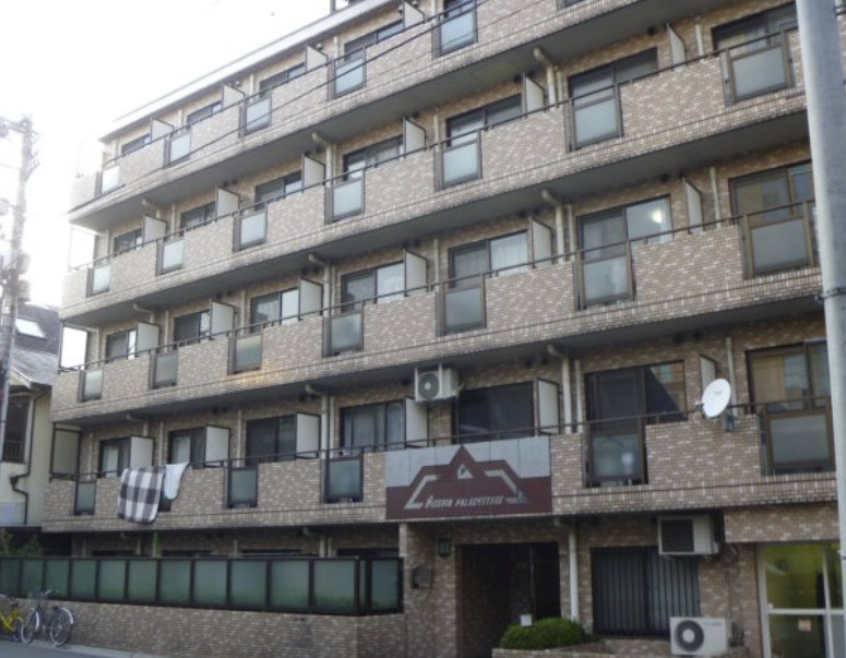 日神パレステージ代田橋の外観