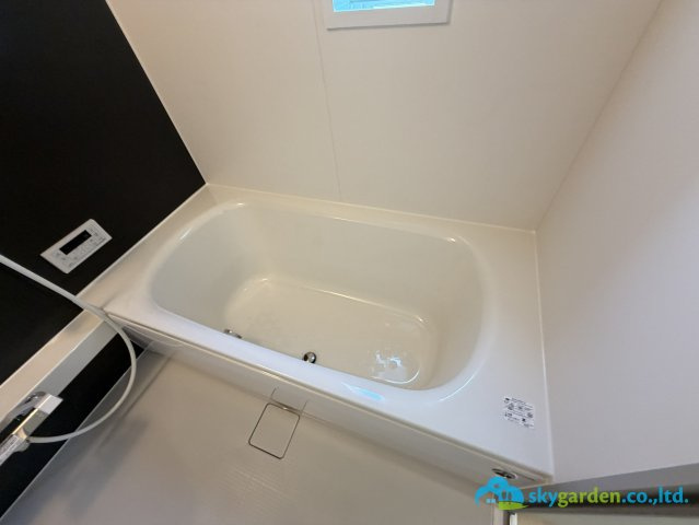 平塚市御殿第18Ⅰ期4棟　新築戸建　全8棟4号棟の浴室