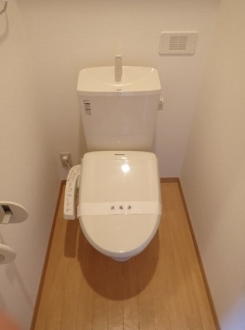 メゾンドール7のトイレ