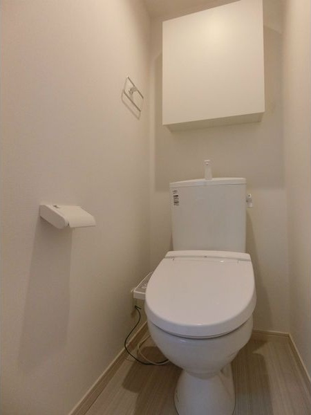 リブリ・アリコットのトイレ|落ち着いたトイレです