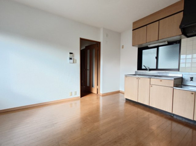 【居間・リビング】 | 岩﨑マンション | リビングです