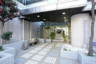 【エントランス】
