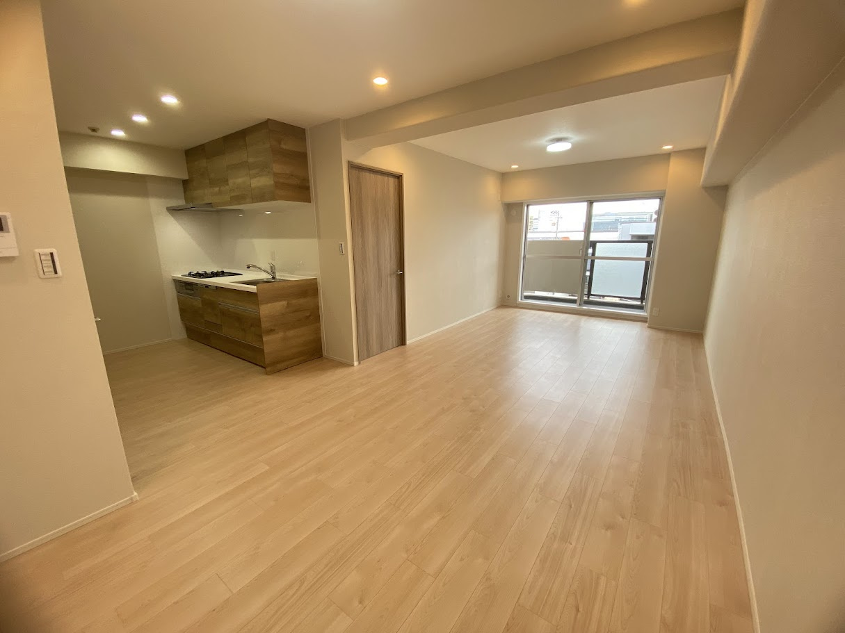 浜甲子園グリーンマンションの居間・リビング|リビングダイニング