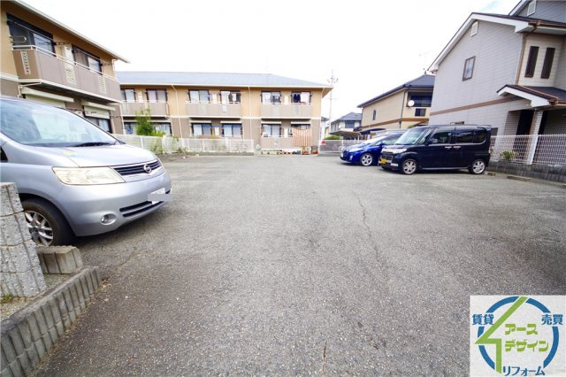 カサデルエスタの駐車場