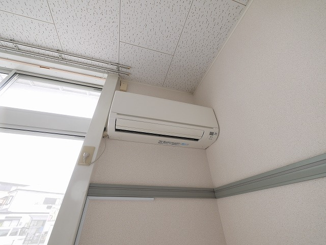 レオパレストミタⅡの設備|エアコン