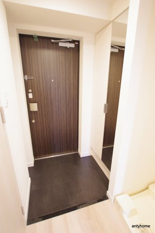 プレサンス南堀江　仲介手数料無料の玄関