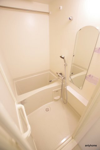 プレサンス南堀江　仲介手数料無料の浴室