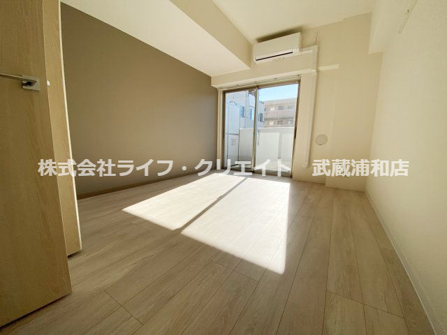 アビースタジオの居間・リビング|別号室の参考写真です。