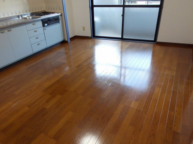 グラシア魚住の居間・リビング