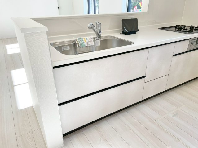 【キッチン】 | 富里市日吉倉2号棟 | 最短即日のご見学も承ります！お気軽に０４７６－３７－３８８８までお問合せ下さい！