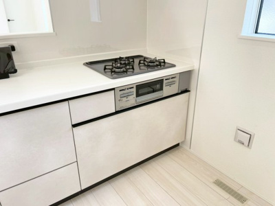 【キッチン】 | 富里市日吉倉2号棟 | 最短即日のご見学も承ります！お気軽に０４７６－３７－３８８８までお問合せ下さい！